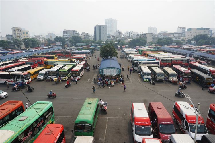 xe đi từ sân bay đà nẵng đến hội an